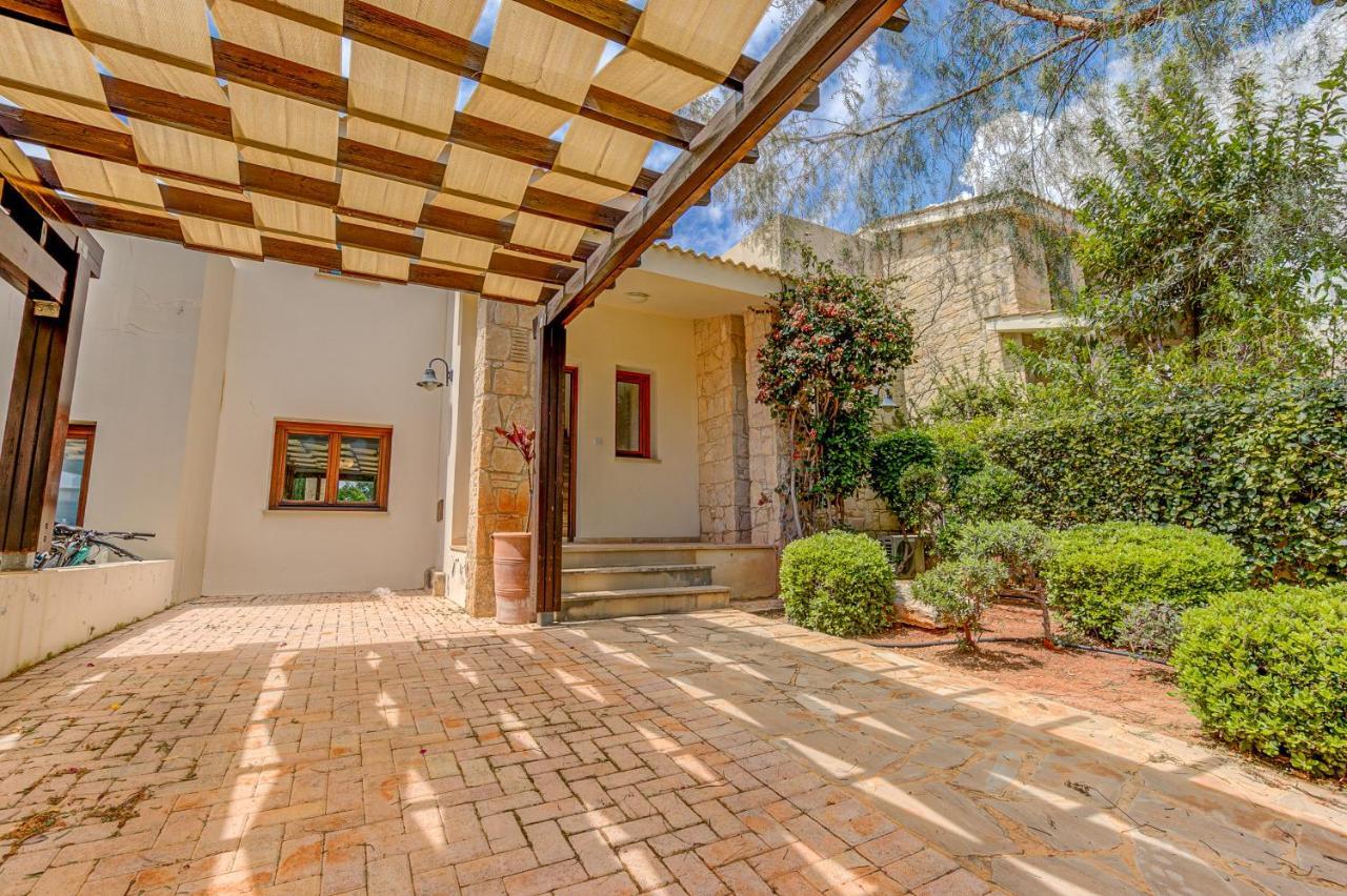 2 Bedroom Villa Destu With Private Pool And Golf Views, Aphrodite Hills Resort Kouklia Exterior foto